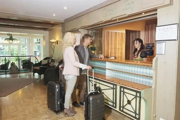 Hotel Zur Post Bad Füssing 3*,
