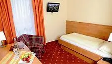 Hotel Zur Post Bad Fussing 3*,